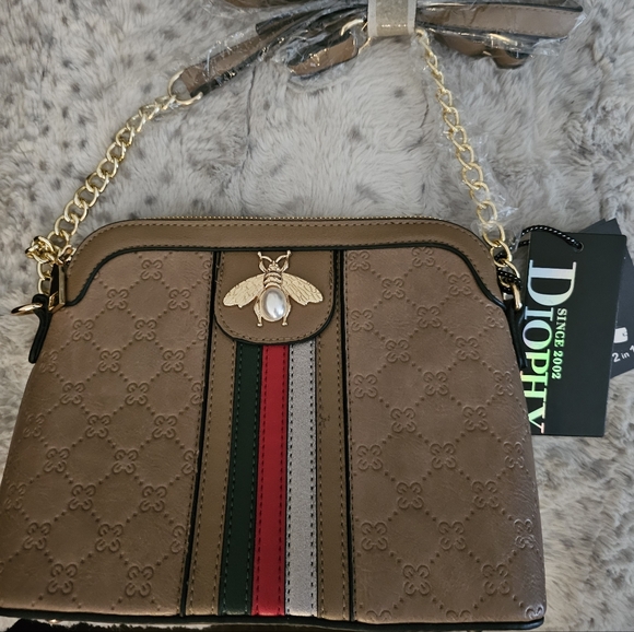 Quilted Crossbody Purse - Picture 2 of 4